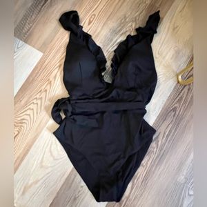 SHEIN Black Ribbed Belted One Piece Swim Suit with Ruffled Neck Line 2XL 🖤